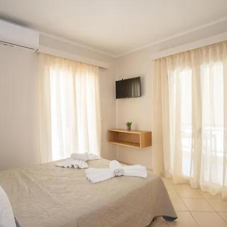Melissa Zoe House Vaszilikí