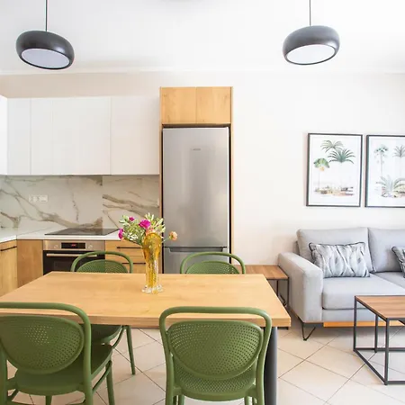 Melissa Zoe House *